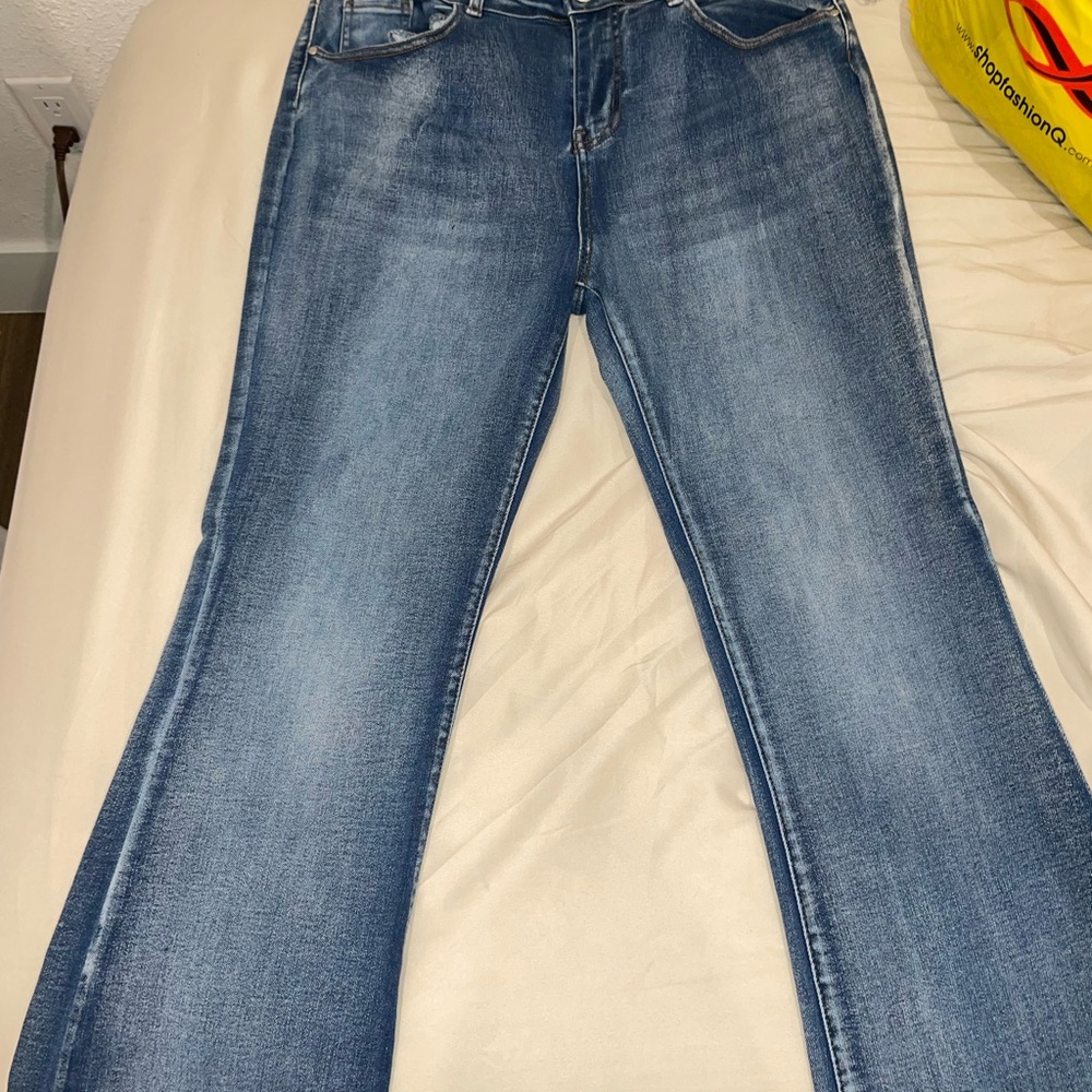 Stylish Blue Boot Cut Women's Jeans